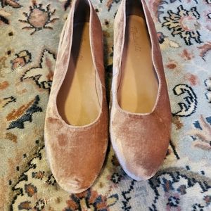 Madewell Leia ballet flats- blush velvet sz 9.5